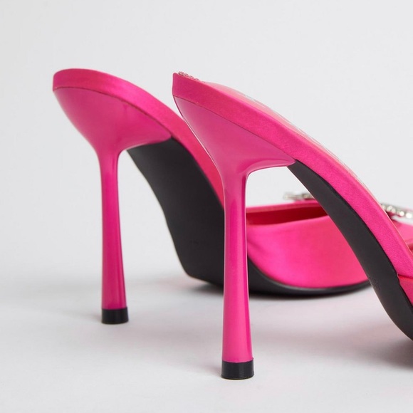 UK 6 - Picture 4 of 4